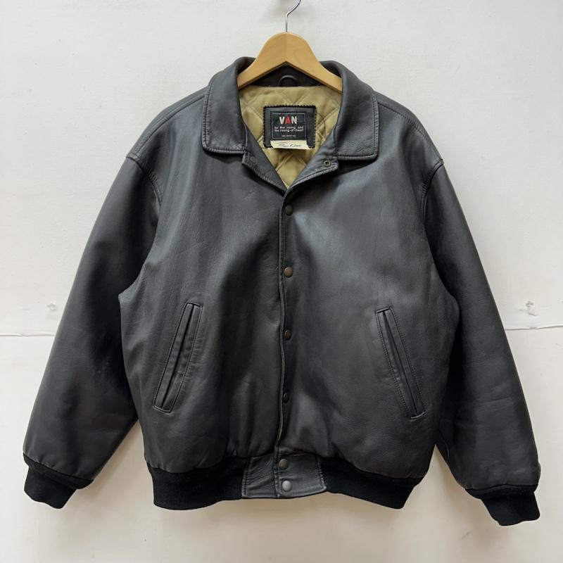 VAN バン レザージャケット ジャケット、上着 Jacket JAC アーチ VAN バン レザージャケット ジャケット、上着 Jacket JAC アーチ