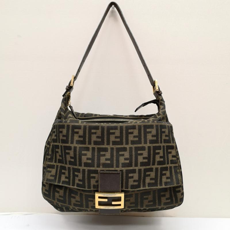 極美品✨ Fendi フェンディ マンマバケット ハンドバッグ FF金具 ズッカ 極 美品 FENDI フェンディ マンマバケット ズッカ 柄 FF ロゴ