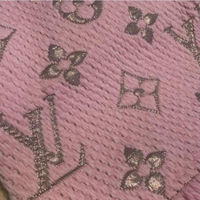 LOUIS VUITTON 【中古】 ルイヴィトン エシャルプ ロゴマニア LOUIS VUITTON 【中古】 ルイヴィトン エシャルプ ロゴマニア