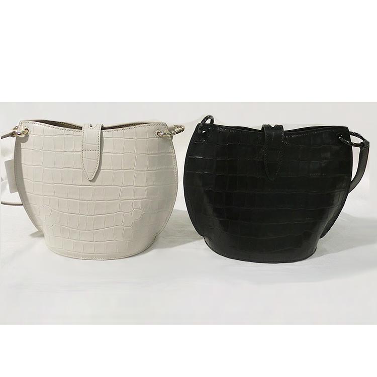 FURLA クリスマス プレゼント フルラ ショルダーバッグ ウニカ