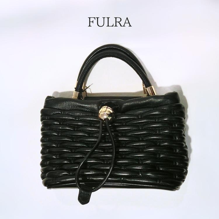 FURLA（フルラ） プレゼント ショルダーバッグ ハンドバッグ 2way 