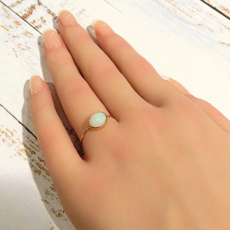 【18K刻印】オーバルオパール 指輪 リング 18金ゴールド プレゼント オパール 指輪 18金 K18 一粒 リング 天然石 オーバル 1石