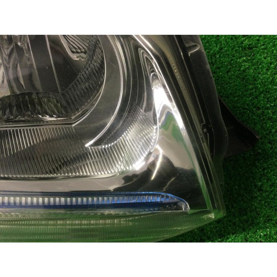 ムーヴ　右側用ヘッドライト ダイハツ 純正 ムーブカスタム 《 LA150S 》 右ヘッドライト