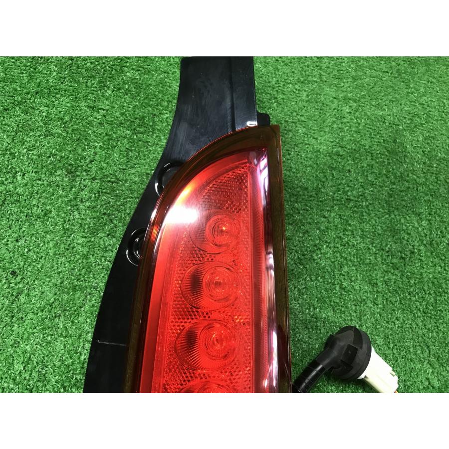 ワゴンR フレア　右テールランプ ワゴンR ワゴンR UA-MH21S 右テールランプ P4191 35650-58J00 【即納