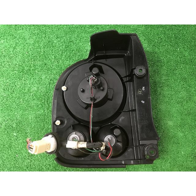 ラパン スズキ 純正 HE22S テールランプ テールライト 右