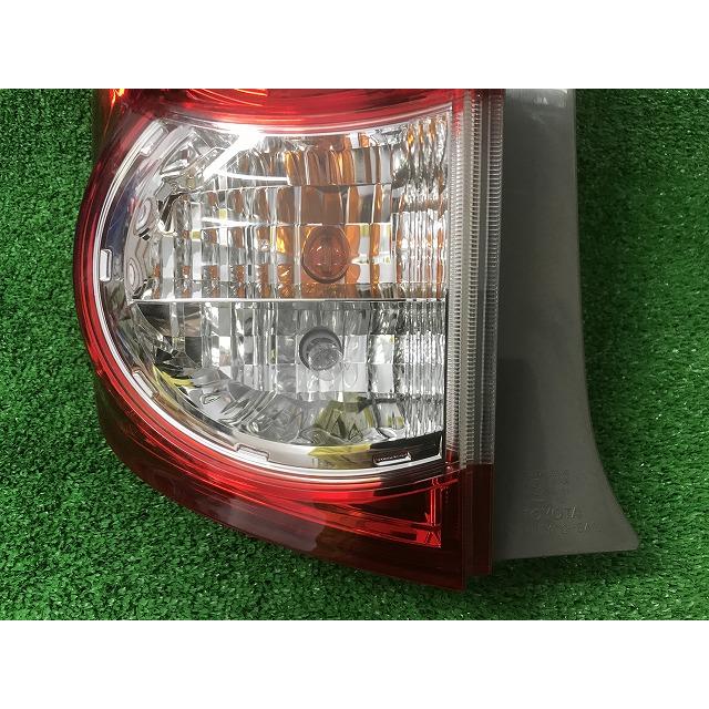 トヨタ（TOYOTA） ZRE154N カローラルミオン テールランプ テール