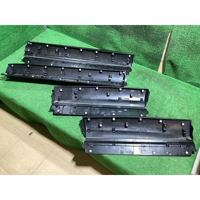 クラウン.st. 3個 クラウン トヨタ 純正 TZS35 AZS35 クロスオーバー サイドスカート