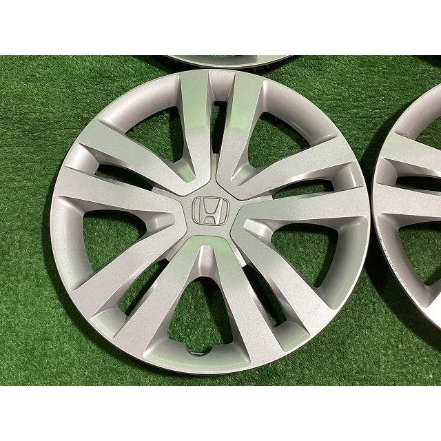 フィットGR3 新車外し　スチールホイール　ホイールキャップ ホンダ 純正 フィットeHEV 《 GR3 》 ホイールキャップ P91600