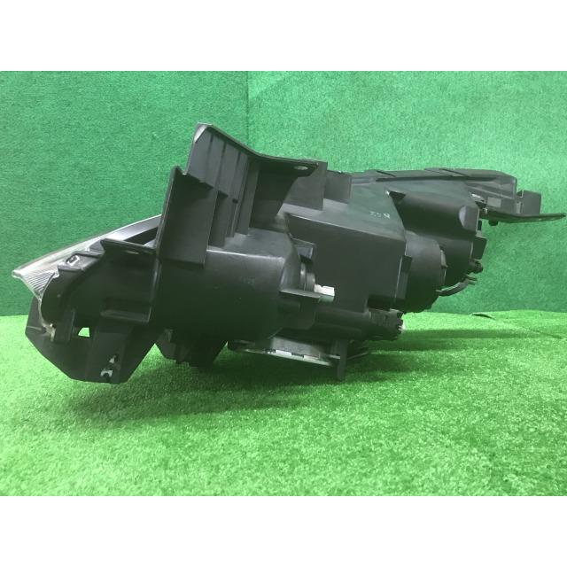 ビアンテ CCEAW HID ヘッドランプ ヘッドライト 右 スタンレーP8161