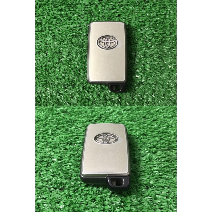 トヨタ（TOYOTA） 4ボタン スマートキー キーレスキー 両側スライド