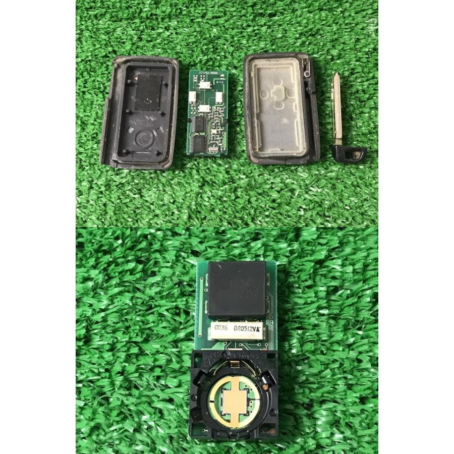 トヨタ（TOYOTA） 4ボタン スマートキー キーレスキー 両側スライド