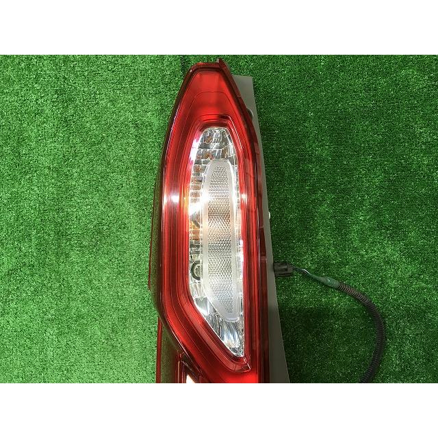 N-BOX JF4 ホンダ NBOX LED 純正 テールランプ テールライト 左