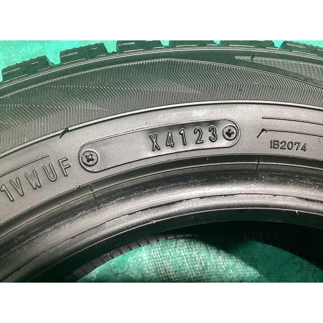 DUNLOP WM02 155/65R13 2023年製 冬タイヤ スタッドレスタイヤ 4本セット A4-2 EMの画像