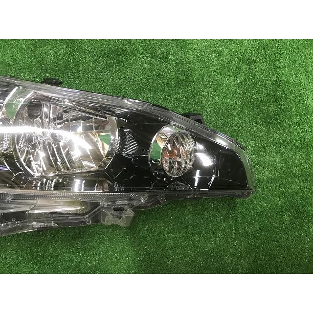 トヨタ（TOYOTA） ZGE20W ウィッシュ 純正 HIDヘッドランプ ヘッド