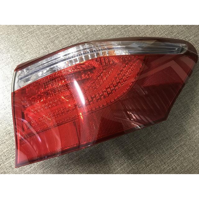 レクサス（LEXUS） レクサスLS UVF45 テールランプ右 50-89 a-1539 YS1