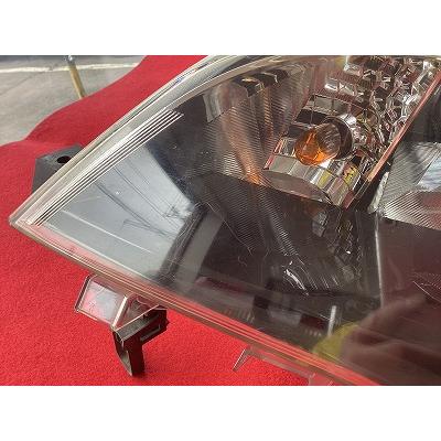 NCP145 スペイド ハロゲンヘッドライト左 52-260 a-2595 YS19 SD