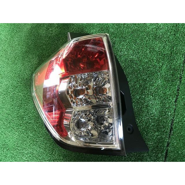 フォレスター SH5 左テールランプ テールライト 220-20046 a-821 YS6