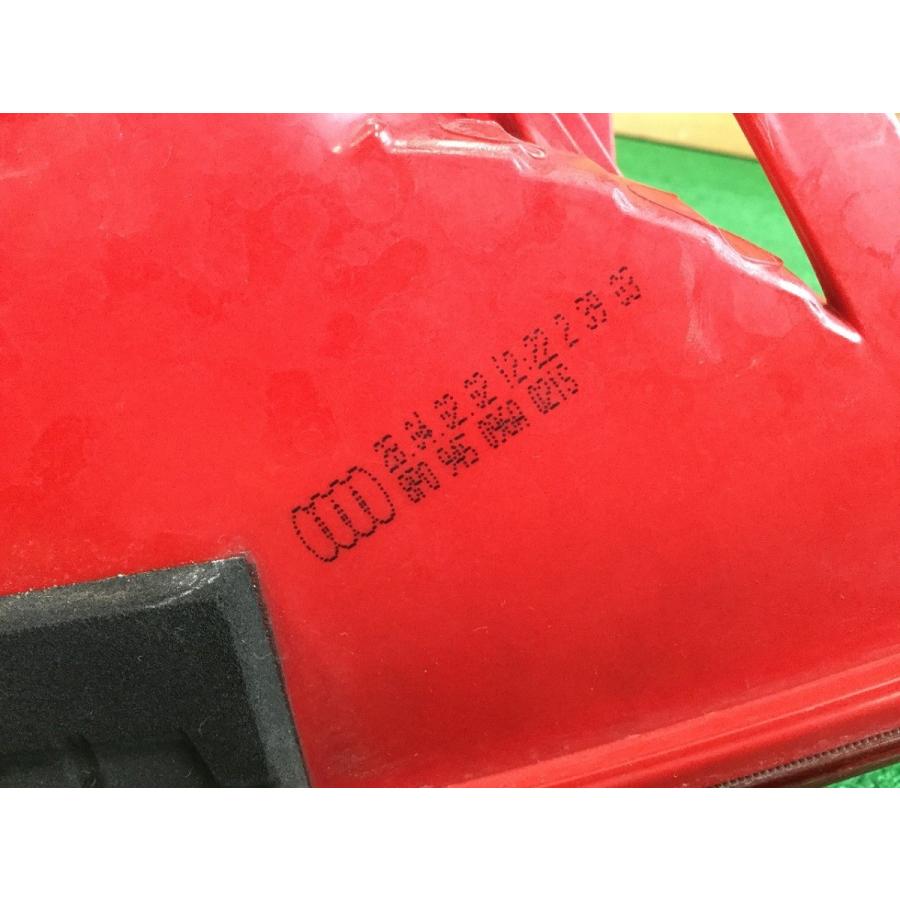 アウディA3 8PAXW 右テール a-99 YS3 : Itami Web Store - 通販
