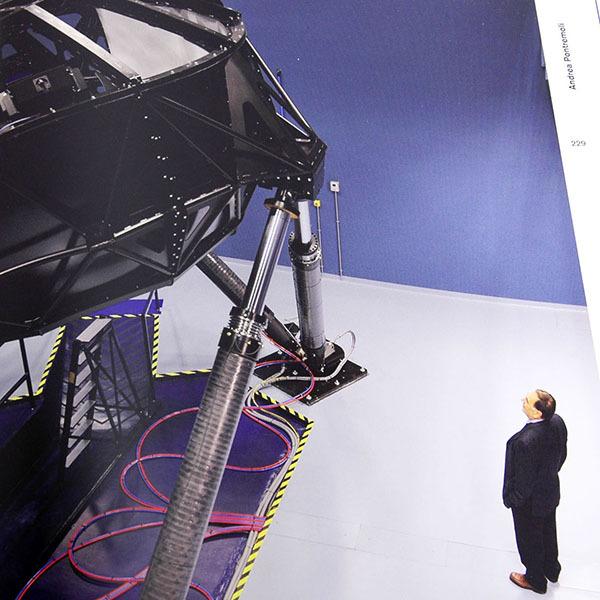 イタリア雑貨 DALLARA E UNA BELLA STORIA 書籍 15198 : イタリア自動車雑貨店