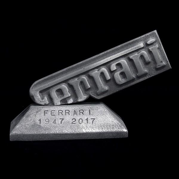 Ferrari（フェラーリ） ロゴオブジェ 21593 : イタリア自動車雑貨店 