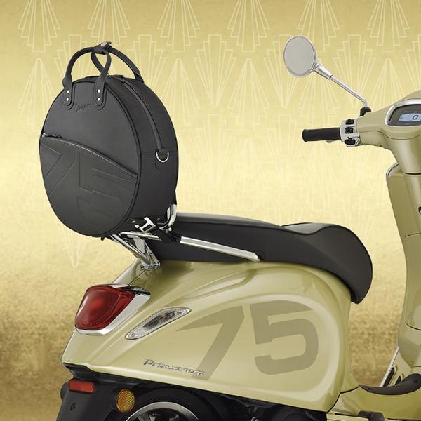 ベスパ オフィシャル ラウンドバッグ-75 th- 24089 : イタリア自動車 