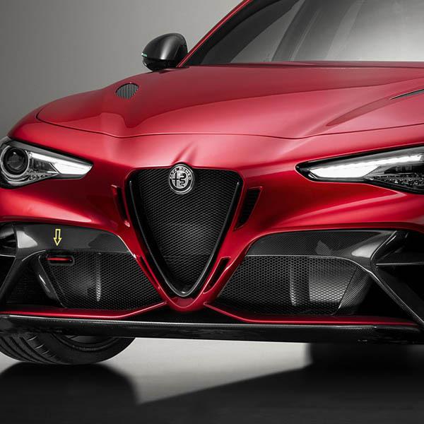 アルファロメオ（ALFA ROMEO） アルファロメオ純正 GIULIAフロント
