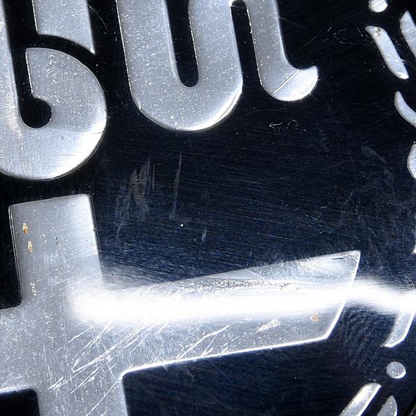 アルファロメオ（ALFA ROMEO） ホイールセンターキャップオーナメント