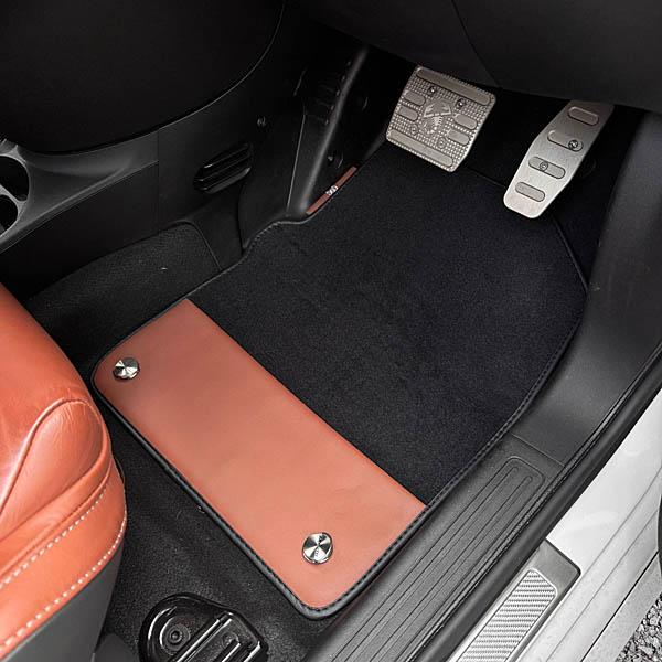 アバルト（ABARTH） アバルト純正500 / 595フロアマットブラウン (AT右