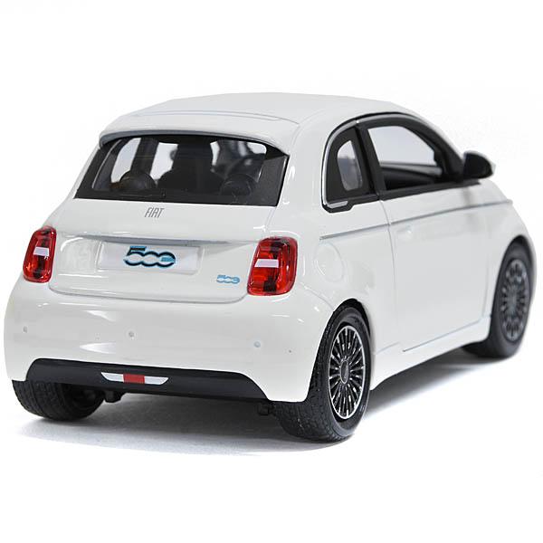 FIAT（フィアット） 1/24 フィアット500eミニチュアモデル 26253