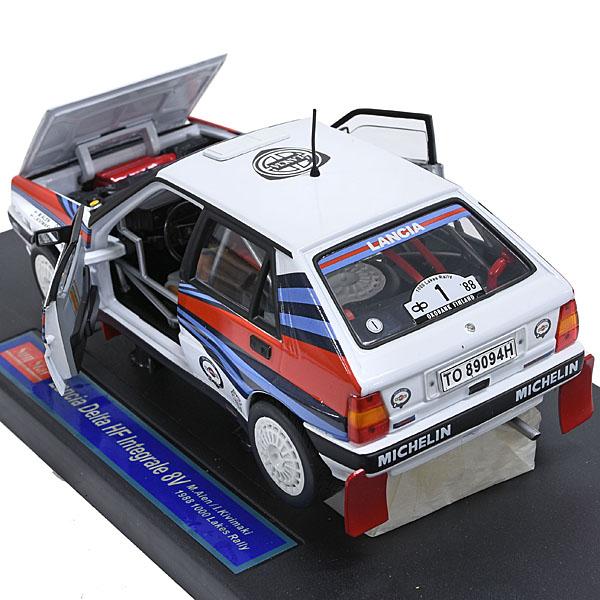 ランチア 1/18 ランチアDelta HF Integrale 8V 1000 Lakes Rally 1988