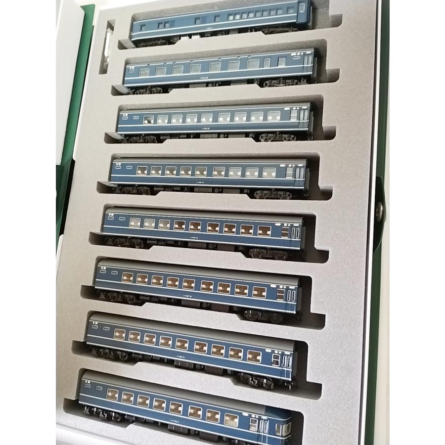 KATO 10-1872 20系寝台特急「さくら」 長崎編成8両セット N) 10-1872 20系寝台特急「さくら」長崎編成 8両セット | カトー