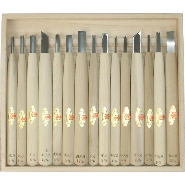 割引売上 三木章刃物本舗 木彫用彫刻刀セット １５本組 （木箱入り