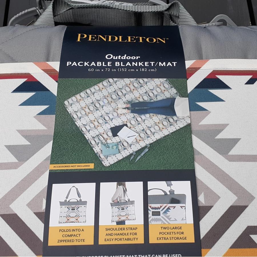 PENDLETON (ペンドルトン アウトドア レジャーシート ホワイト PENDLETON (ペンドルトン アウトドア レジャーシート ホワイト