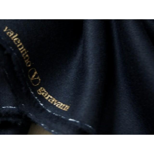 お買得 【Valentino garavani/バレンチノ ウール,無地】イタリ―製,輸入生地,濃紺140cm巾2.7m(スーツ、ワンピース分)2111-405【一点在庫 :1-9112-1163:shopooo by GMO - 通販 - Yahoo!ショッピング お買得 【Valentino garavani/バレンチノ ウール,無地】イタリ―製,輸入生地,濃紺140cm巾2.7m(スーツ、ワンピース分)2111-405【一点在庫 :1-9112-1163:shopooo by GMO - 通販 - Yahoo!ショッピング