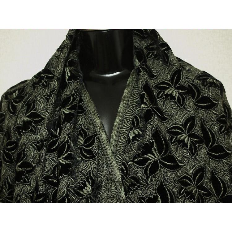 閉店大セール　お買得　【チュール／ベルベット　ハンドカット／レース 花柄】　日本製生地　黒/モスグリーン系　90cm巾3.8m　2381-704　_13