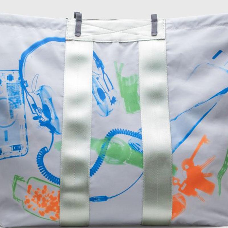 PLEASURES/プレジャーズ×TOPOLOGIE】TOPOLOGIE SUMMIT REVERSIBLE TOTE