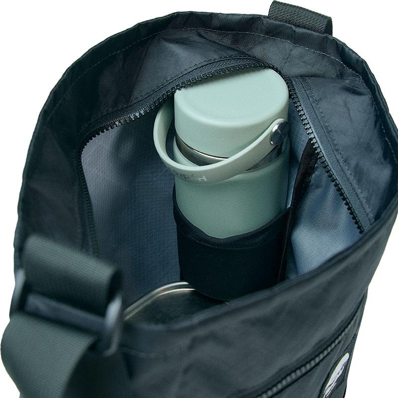 フローフォールド/Flowfold Odyssey Crossbody 3L オデッセイクロスボディ 3Lの画像