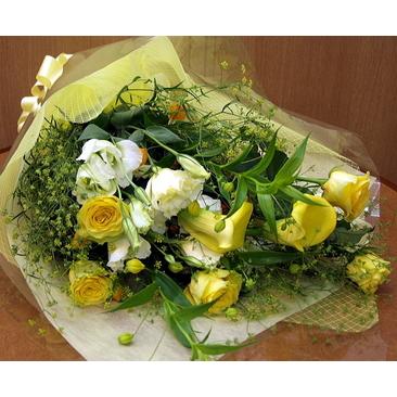白 黄 オレンジの充実感たっぷりの幸運の花束 1 E087 293 Shopooo By Gmo 通販 Yahoo ショッピング