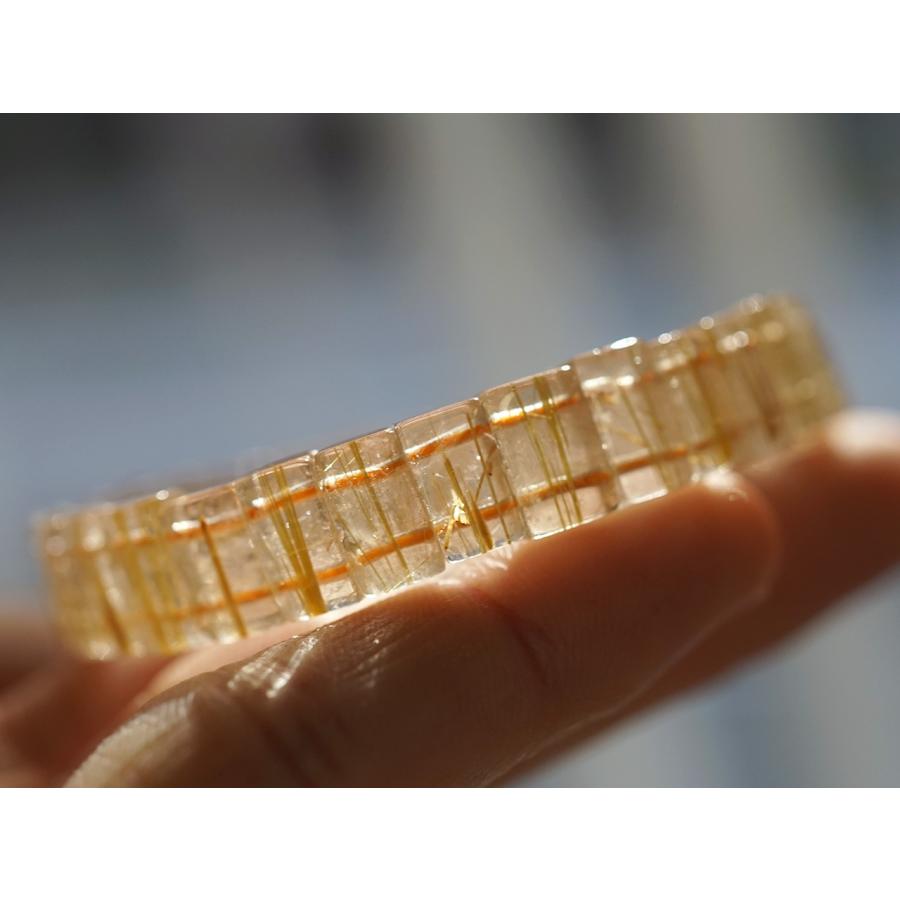 □ルチルクォーツバングル ハイクラス AAAAA(5A）