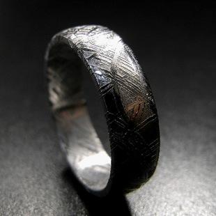 最高級（5A） ギベオン隕石 穴あきビーズ・バラ玉 8mm玉