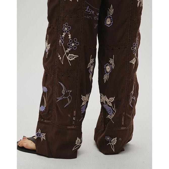 【送料無料】【2026SS】TODAYFUL[トゥデイフル] Embroidery Patchwork Trousers　エンブロイダリーパッチワークトラウザーズ　12610719の画像