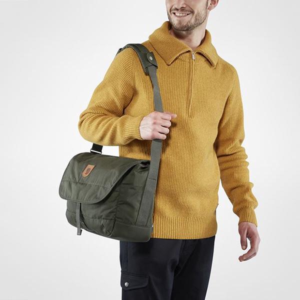 Greenland Shoulder Bagの画像