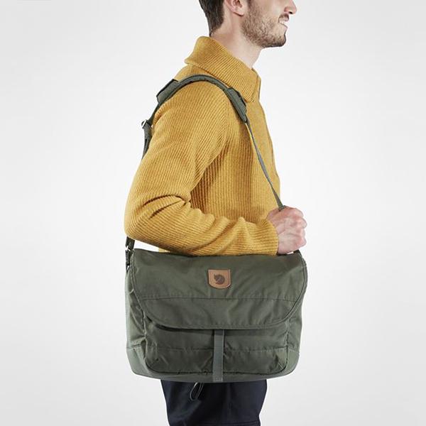 Greenland Shoulder Bagの画像