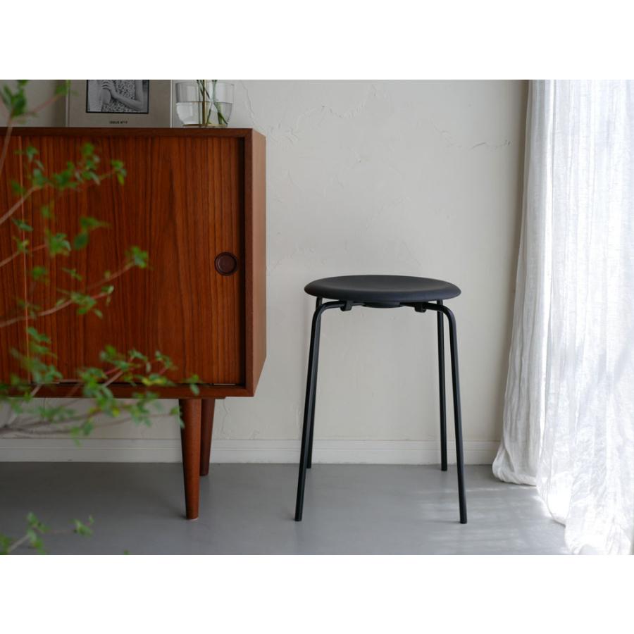 フリッツハンセン ドットスツール ブラック Fritz Hansen dot ドットスツール / カラードアッシュ ブラックFRITZ HANSEN