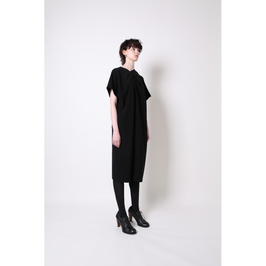 BLACK　FORMAL ソフトダブルジョーゼット　タックギャザーワンピースの画像