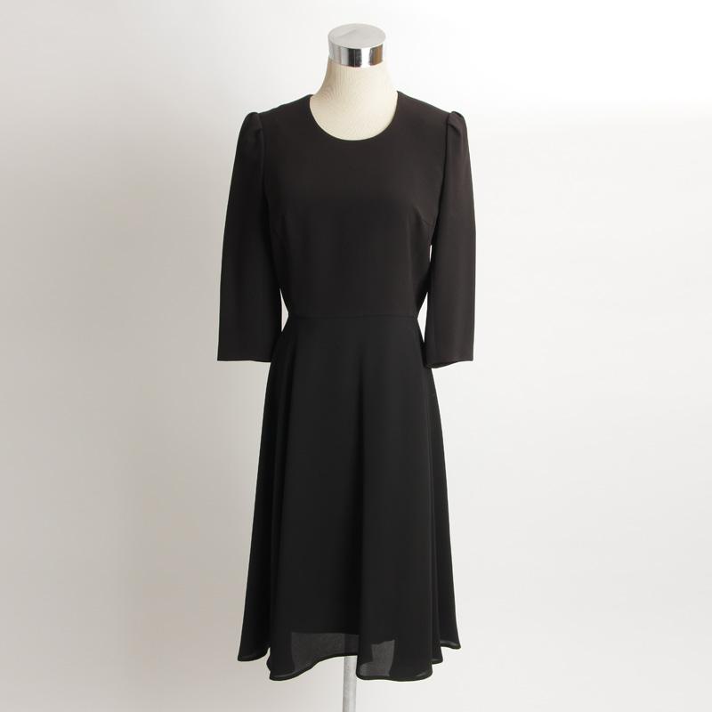 BLACK FORMAL（ブラックフォーマル　喪服）Uネックのフレアワンピースの画像