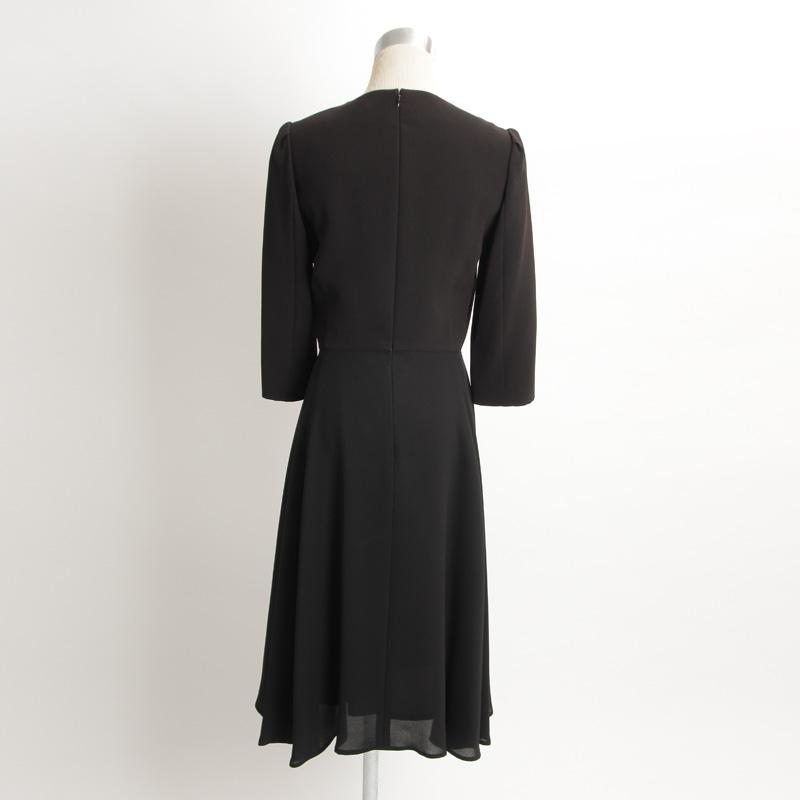 BLACK FORMAL（ブラックフォーマル　喪服）Uネックのフレアワンピースの画像