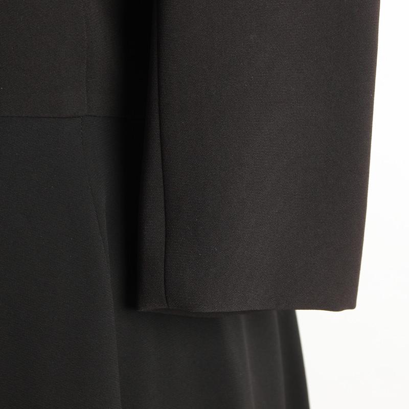 BLACK FORMAL（ブラックフォーマル　喪服）Uネックのフレアワンピースの画像