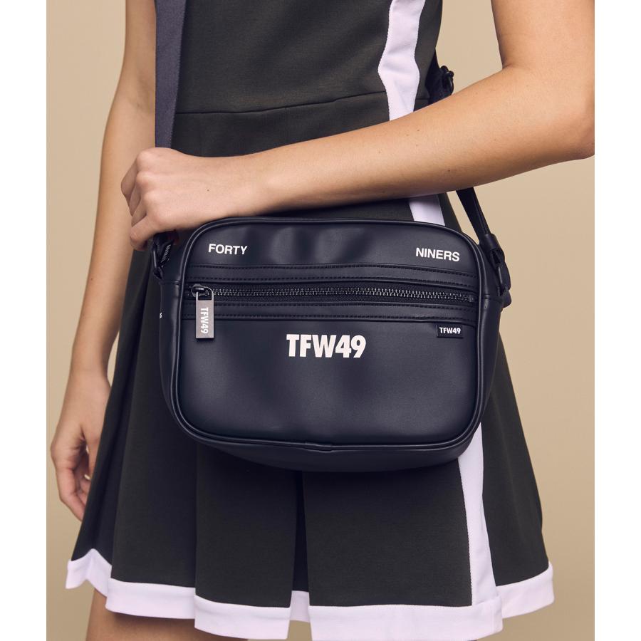 TFW49 / T132510006 / LEATHER SHOULDER BAG (2色)の画像