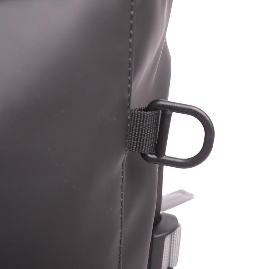 【NewBalance】グラデーションロゴ撥水ボックスリュック 32L AC9667Mの画像